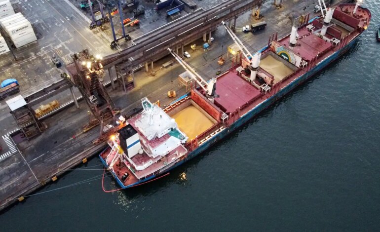 exportacoes-aos-eua-caem-25,5%-em-janeiro,-mas-vendas-a-china-sobem
