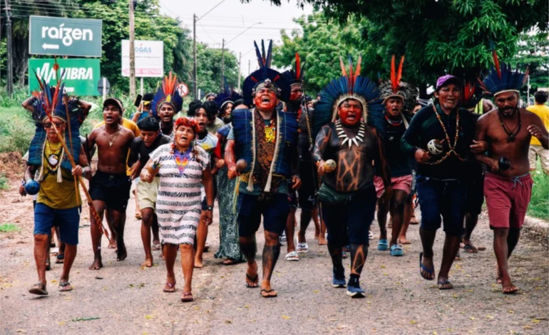 indigenas-mantem-ocupacao-da-cargill-e-exigem-fim-da-privatizacao-do-tapajos-–-climainfo
