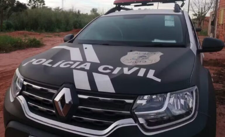 policia-investiga-trio-por-suspeita-de-gravar-mulher-pela-janela-|-g1
