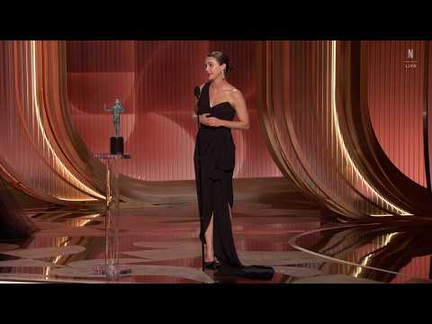 keri-russell:-discurso-de-liberdade-do-premio-|-o-32o-premio-anual-de-atores