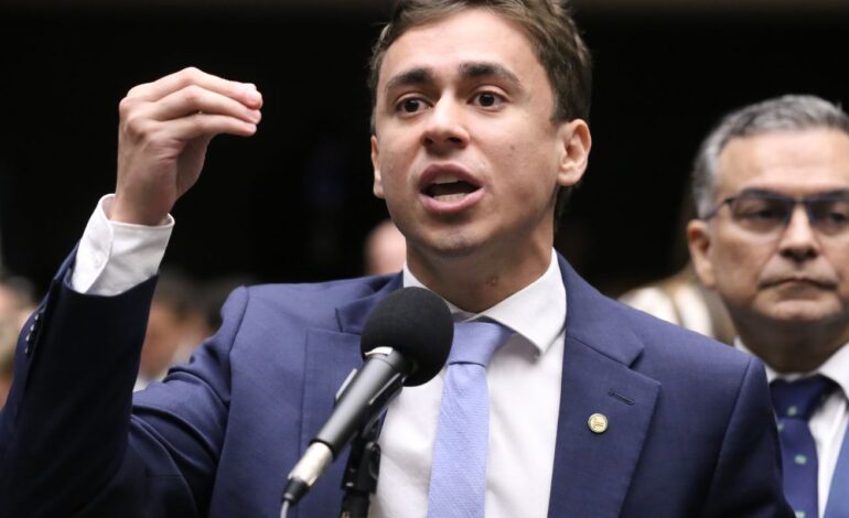 Nikolas Ferreira viajou em jato de Vorcaro na campanha de 2022