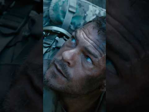 o-que-e-aquilo???-#warmachine-estrelado-por-#alanritchson-esta-jogando-agora.