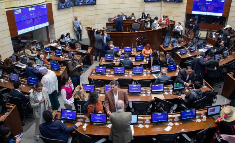 partido-progressista-da-colombia,-pacto-historico-elege-13-senadoras