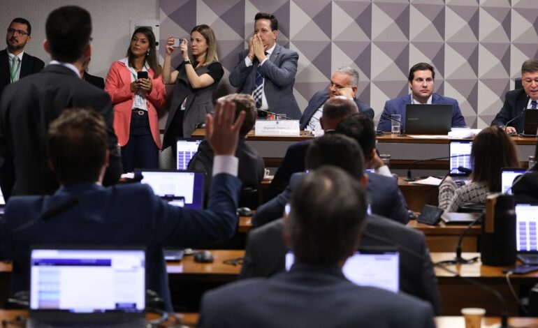 cpmi-do-inss-aprova-convocacao-de-cunhado-e-ex-namorada-de-vorcaro
