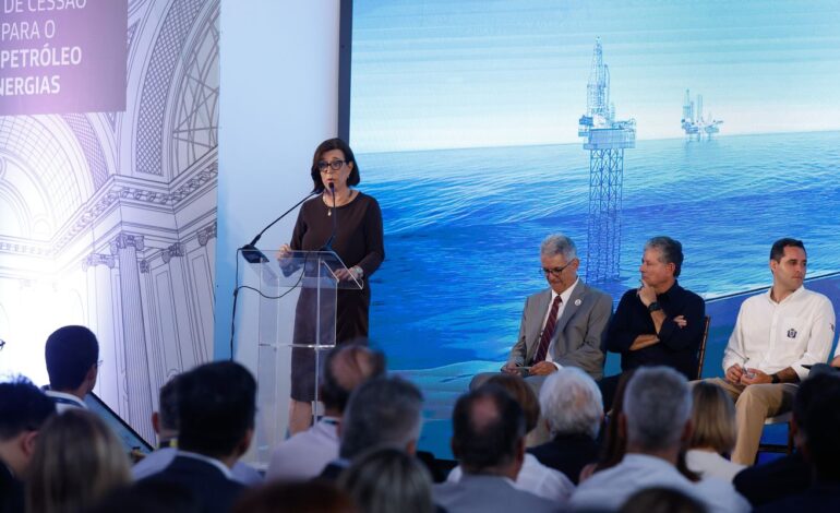 petrobras-suspendeu-leilao-de-combustiveis-para-reavaliar-estoques