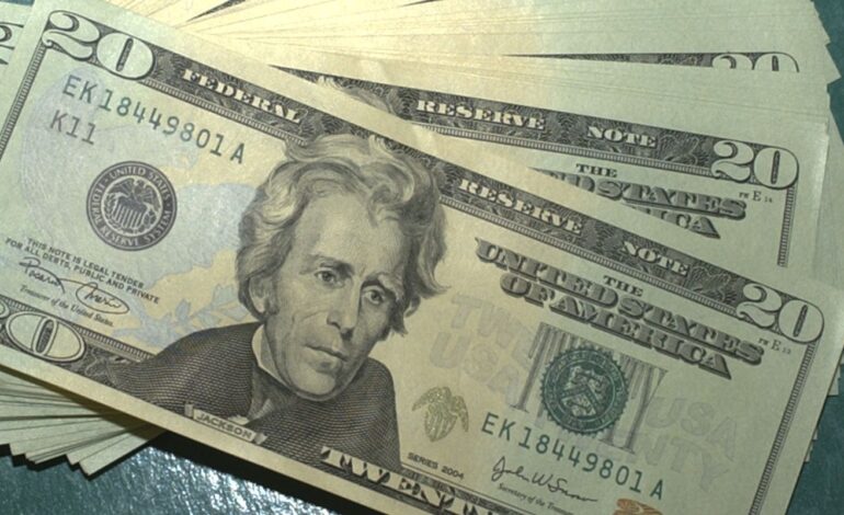 apesar-de-guerra,-dolar-cai-1,27%,-e-bolsa-sobe-3%-na-semana