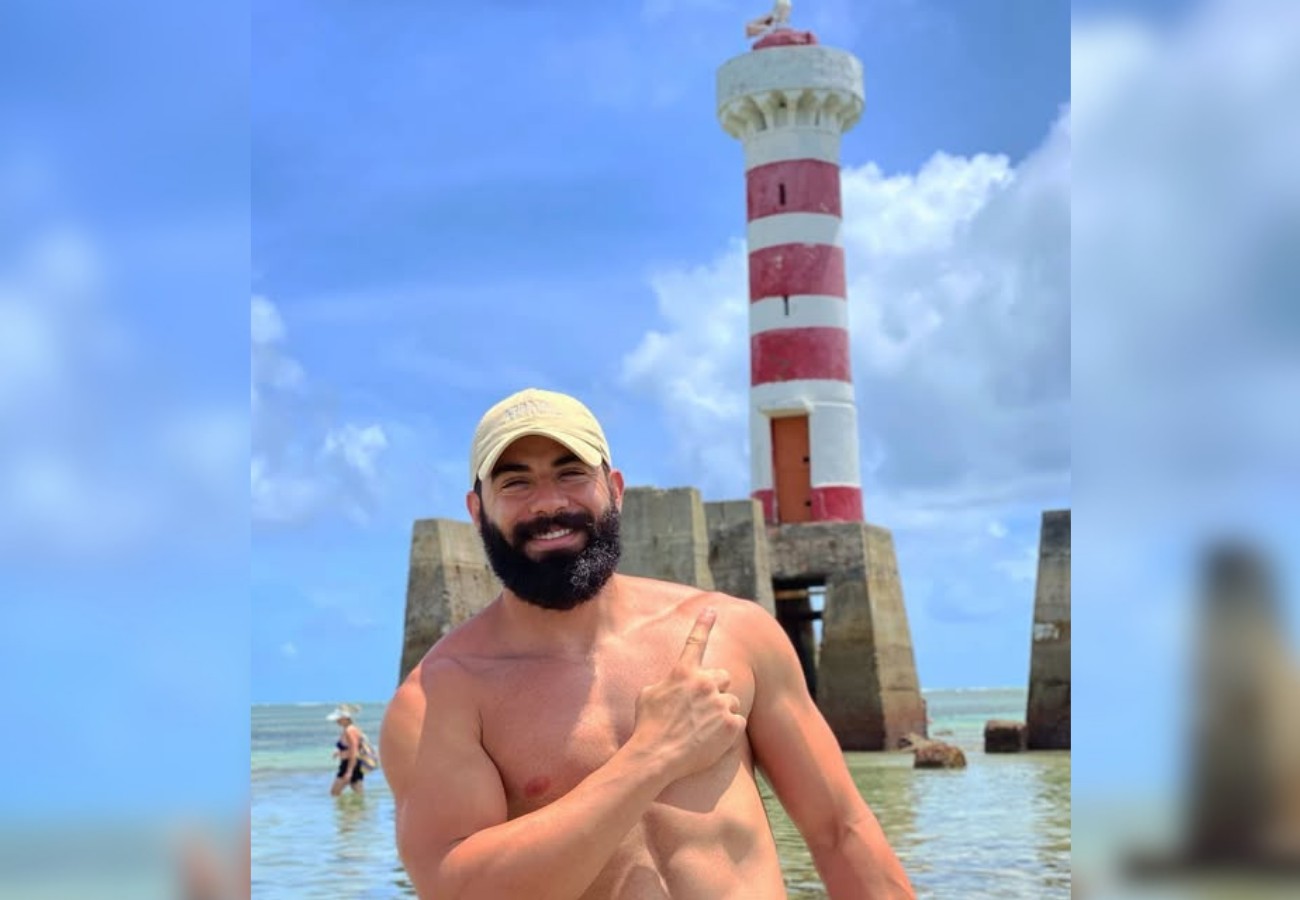 Barbeiro se despede de amigo vítima de duplo homicídio; Vídeo | G1