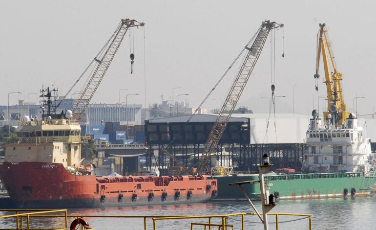 balanca-comercial-tem-superavit-mais-baixo-para-marco-desde-2020