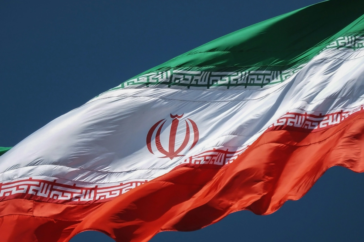 Petróleo volta a rondar US$ 100 com incertezas sobre cessar-fogo no Irã – ClimaInfo