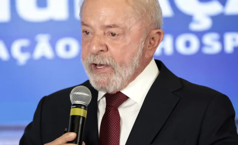 Lula quer incluir inadimplentes do FIES em pacote contra endividamento