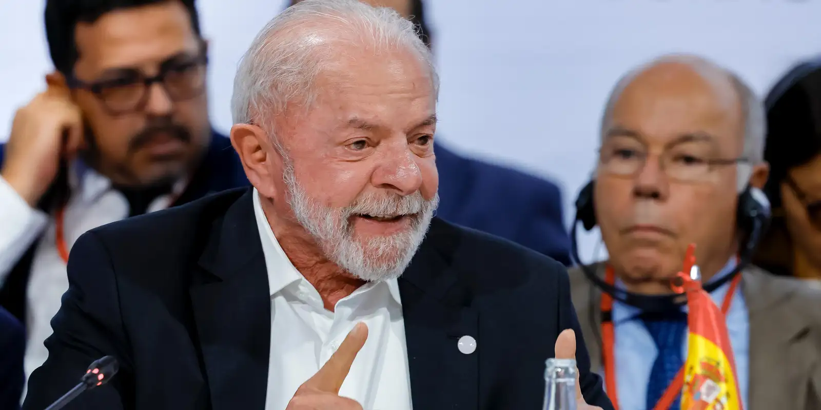 lula-defende-fim-da-6×1-e-diz-que-ganhos-nao-podem-valer-so-para-ricos