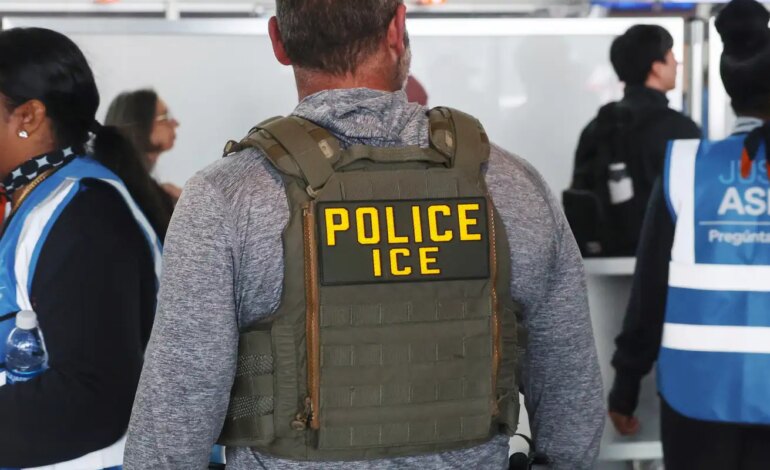 EUA pedem saída de “funcionário brasileiro” por manipular imigração