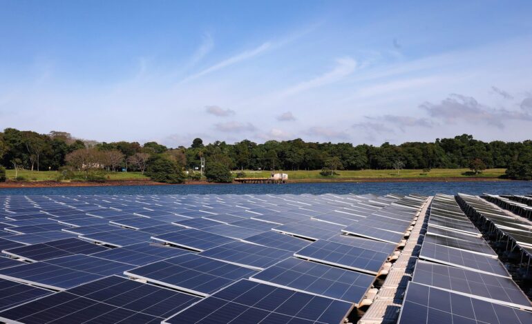 Energia solar em Itaipu tem potencial para dobrar capacidade da usina