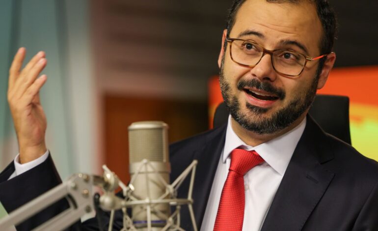 reducao-da-jornada-vai-favorecer-o-empreendodorismo,-diz-ministro