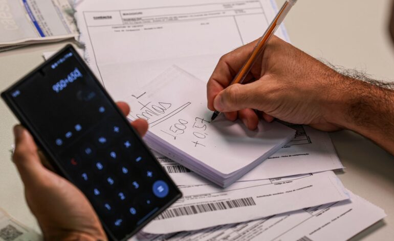 Com precatórios, governo tem maior déficit para meses de março