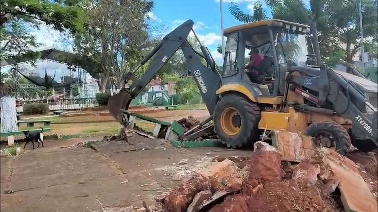 Moradora denuncia destruição de Espaço Cultural em cidade do TO | G1