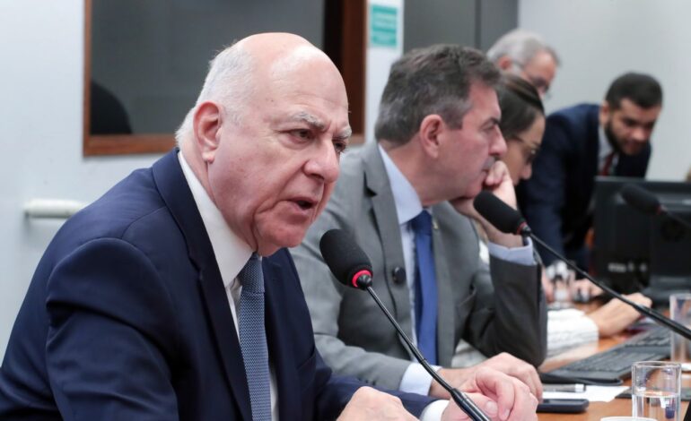 comissao-da-camara-aprova-pec-que-cria-fundos-para-sul-e-sudeste