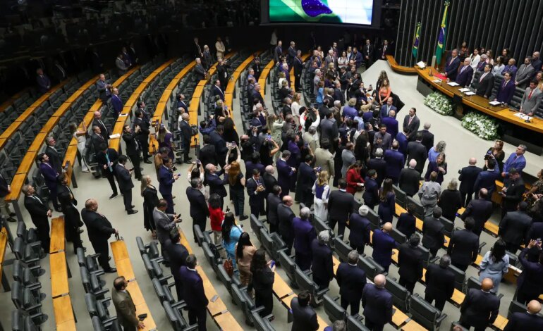 um-terco-dos-partidos-explicou-controle-de-emendas-parlamentares