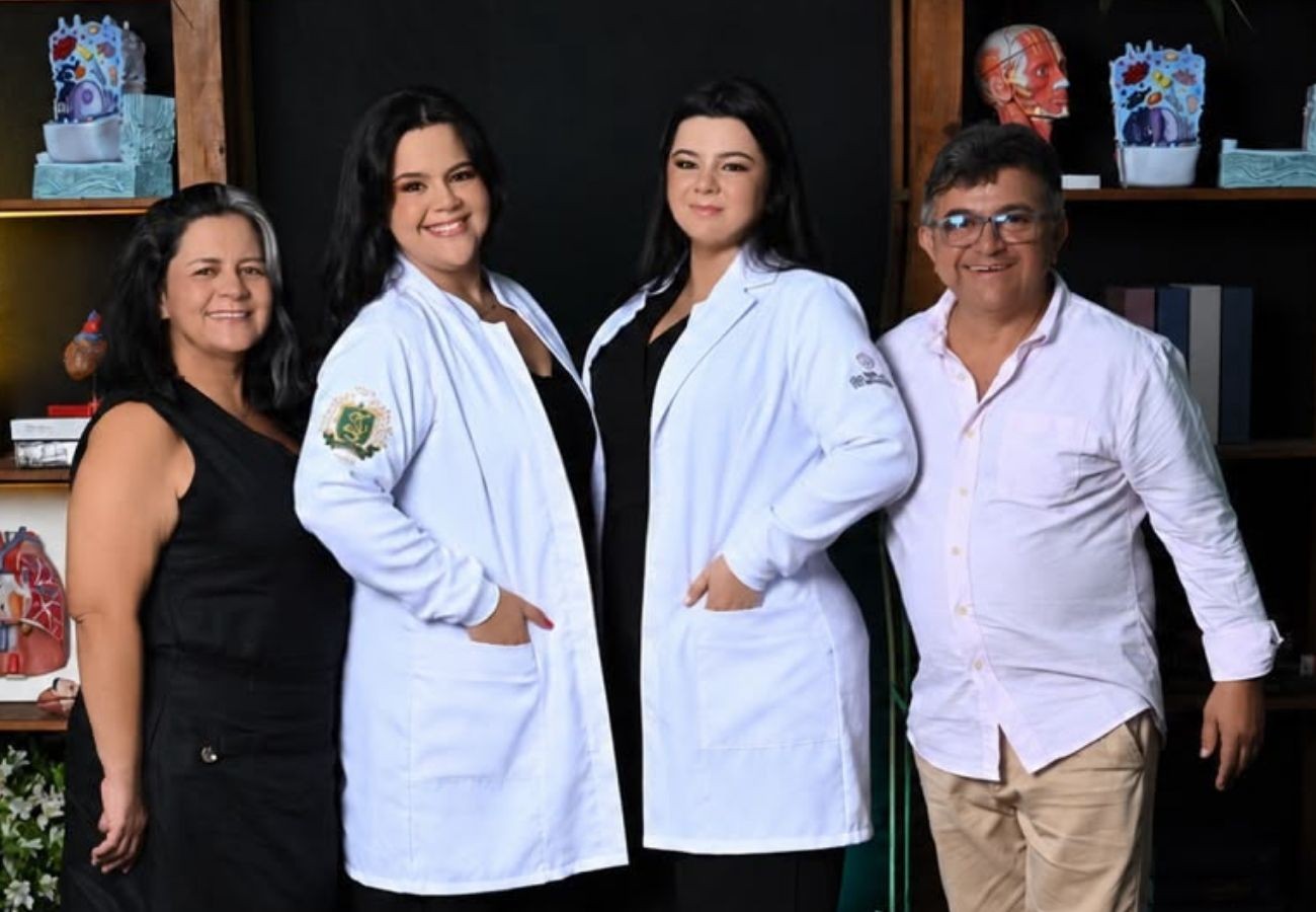 Feirante paga faculdade das filhas vendendo pastel no TO:
