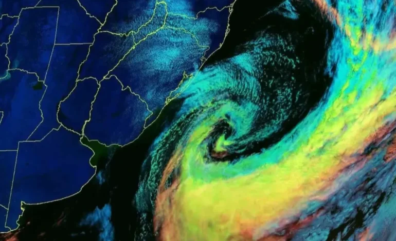 ciclone-bomba-deve-provocar-ventania-em-oito-estados-–-climainfo