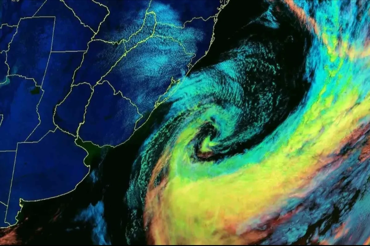 ciclone-bomba-deve-provocar-ventania-em-oito-estados-–-climainfo