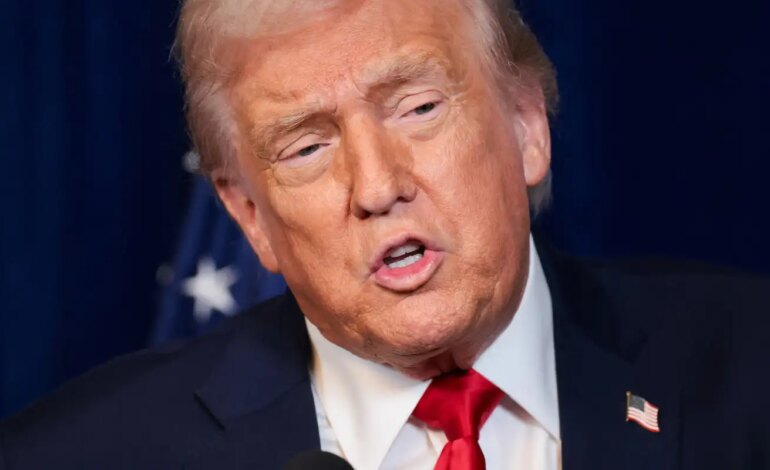 Trump assina decretos e restringe cidadania por nascimento
