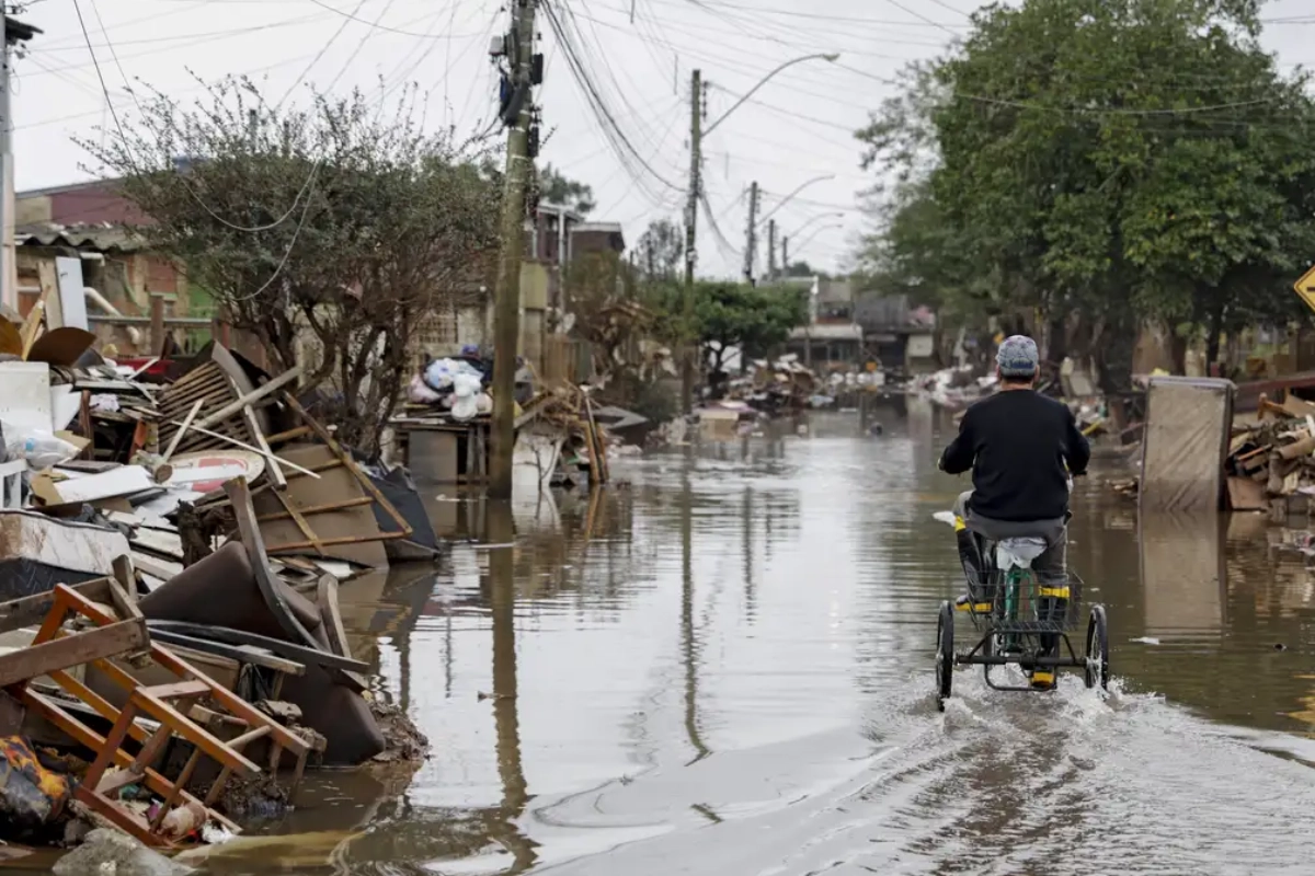 ciclone-bomba:-defesa-civil-alerta-para-ventania-no-sul-e-sudeste-–-climainfo