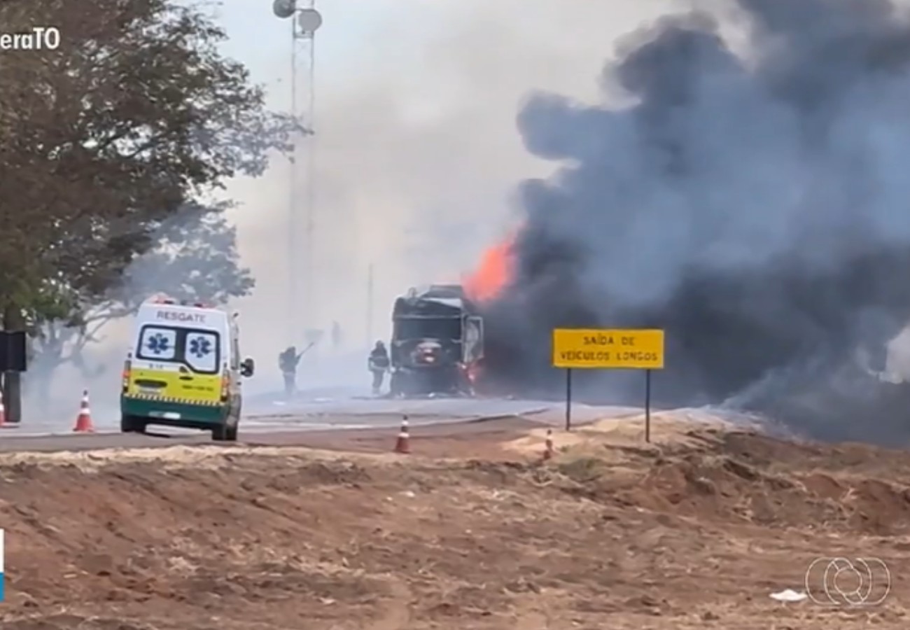 Após furar fila e reclamar de interdição, motorista bêbado é preso | G1