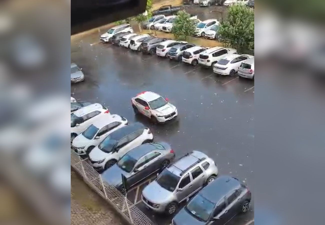 chuva-rapida-e-registrada-em-palmas-em-pleno-mes-de-agosto;-video-|-g1