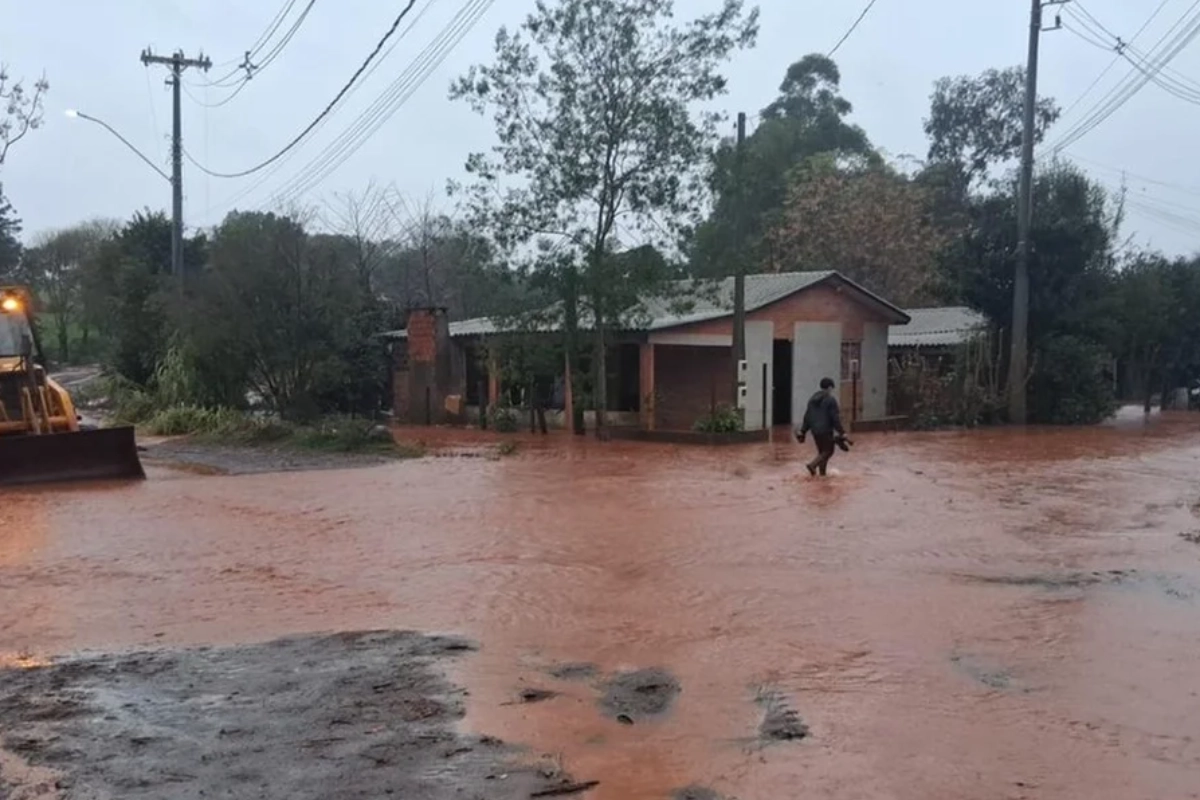 uniao-e-estados-intensificam-medidas-para-lidar-com-efeitos-do-el-nino-–-climainfo
