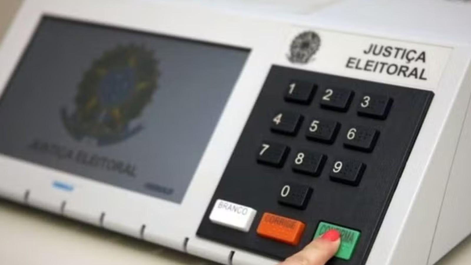 eleitores-tem-ate-20-de-agosto-para-solicitar-voto-em-transito-|-g1