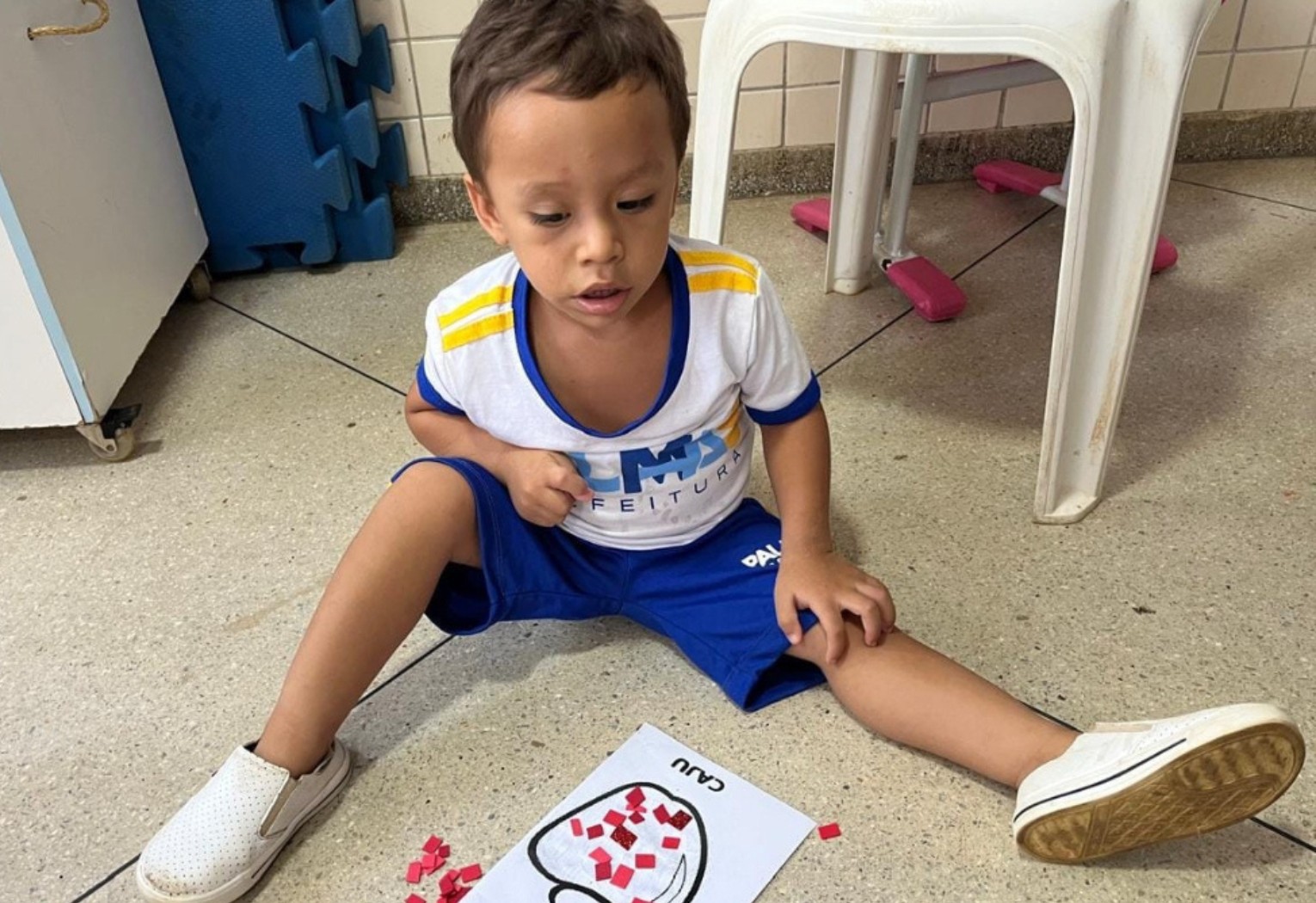 escola-onde-gustavo-veloso-estudava-faz-ato-em-memoria-da-crianca-|-g1