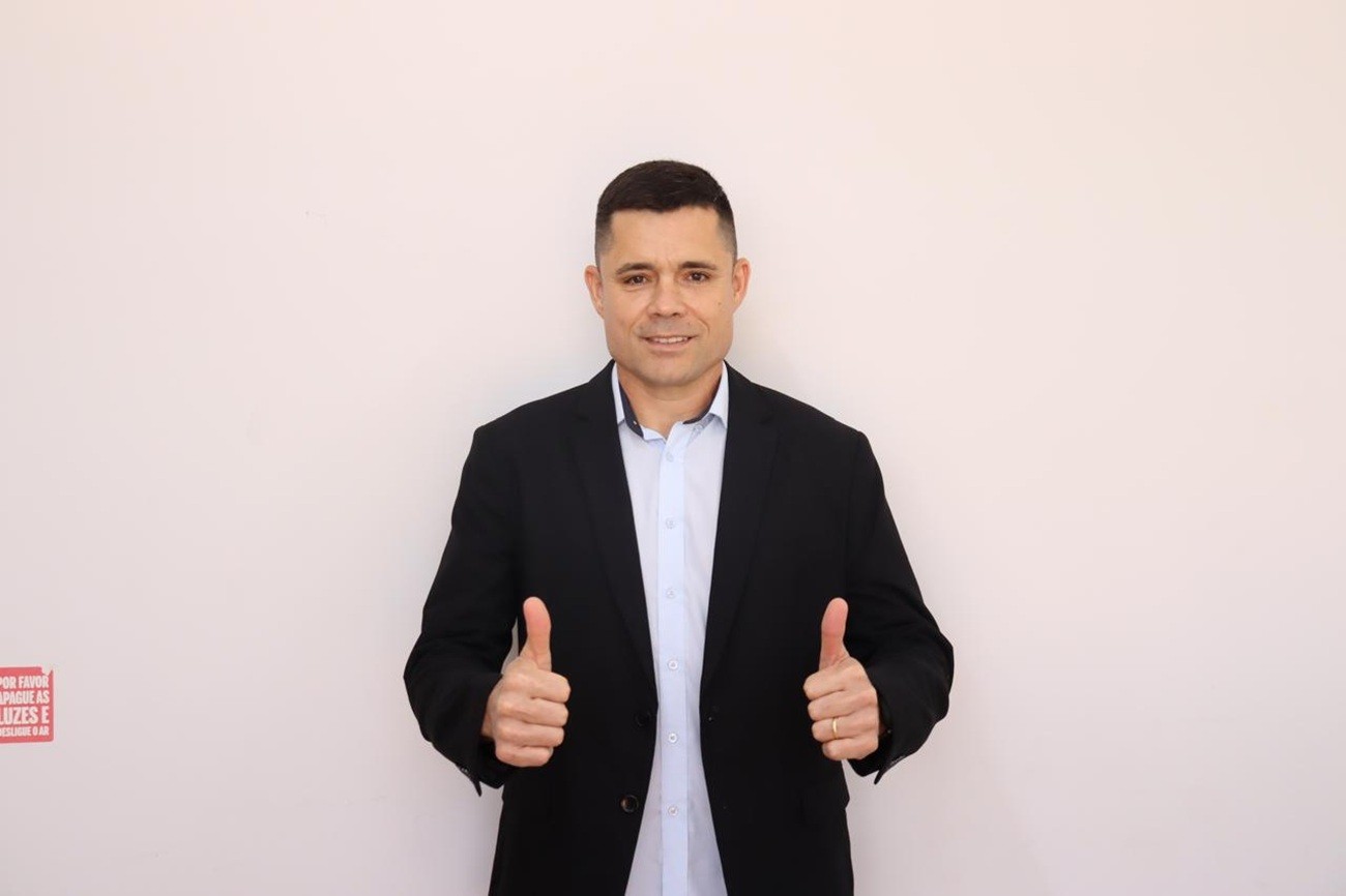 nilton-santos,-candidato-ao-senado,-declara-r$ 2-milhoes-em-bens-ao-ts-|-g1