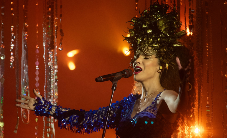 vanessa-da-mata-se-apresenta-nesta-sexta-feira-no-fgt-2026;-confira-|-g1