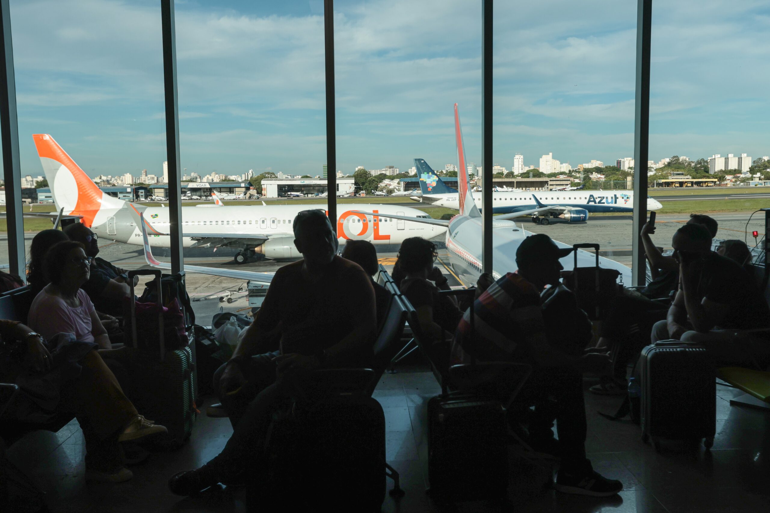 brigou-no-aviao?-voce-pode-ficar-ate-um-ano-proibido-de-voar;-entenda-|-g1