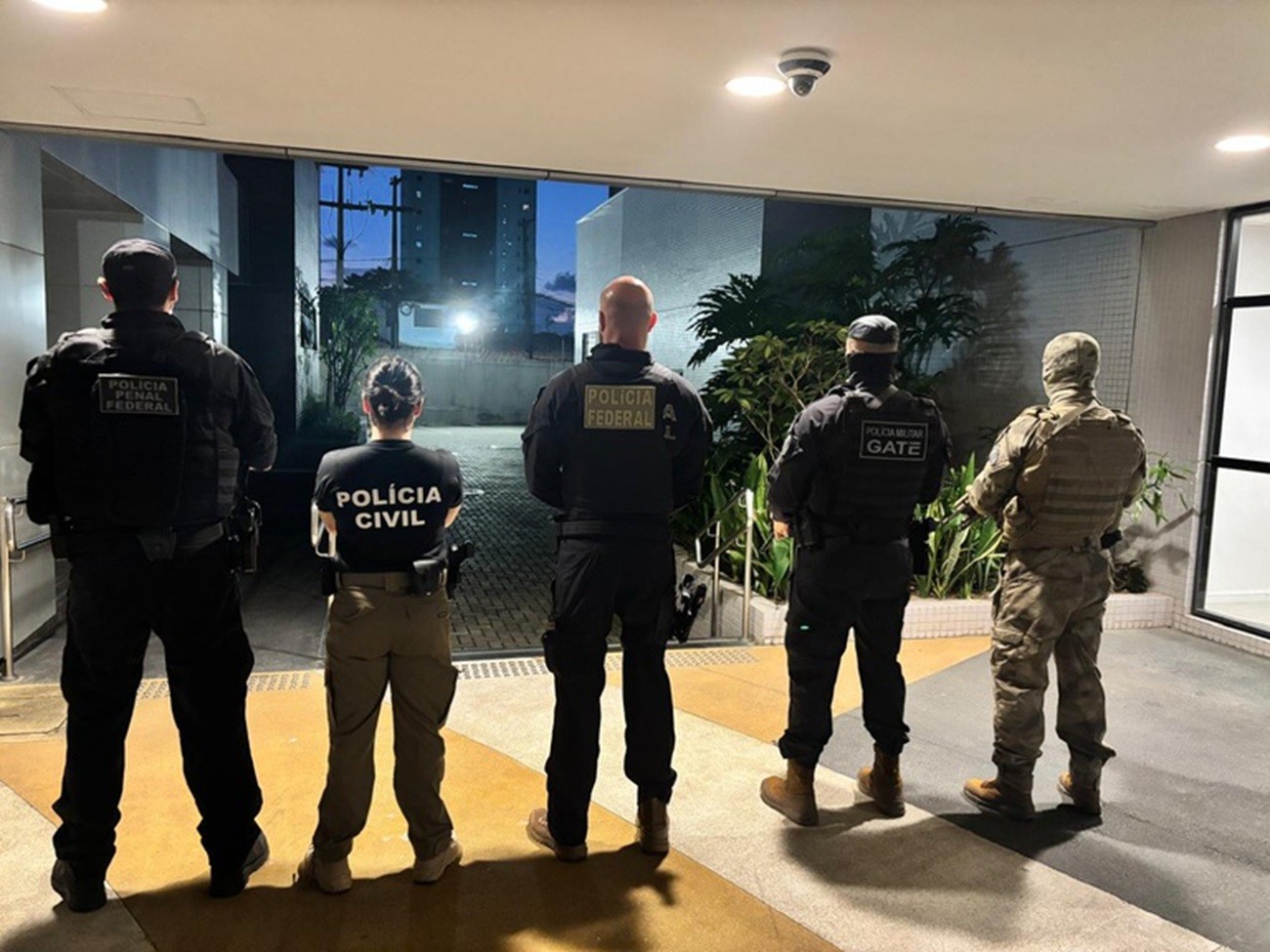 operacao-contra-trafico-e-lavagem-de-dinheiro-bloqueia-r$-412,5-mi-|-g1