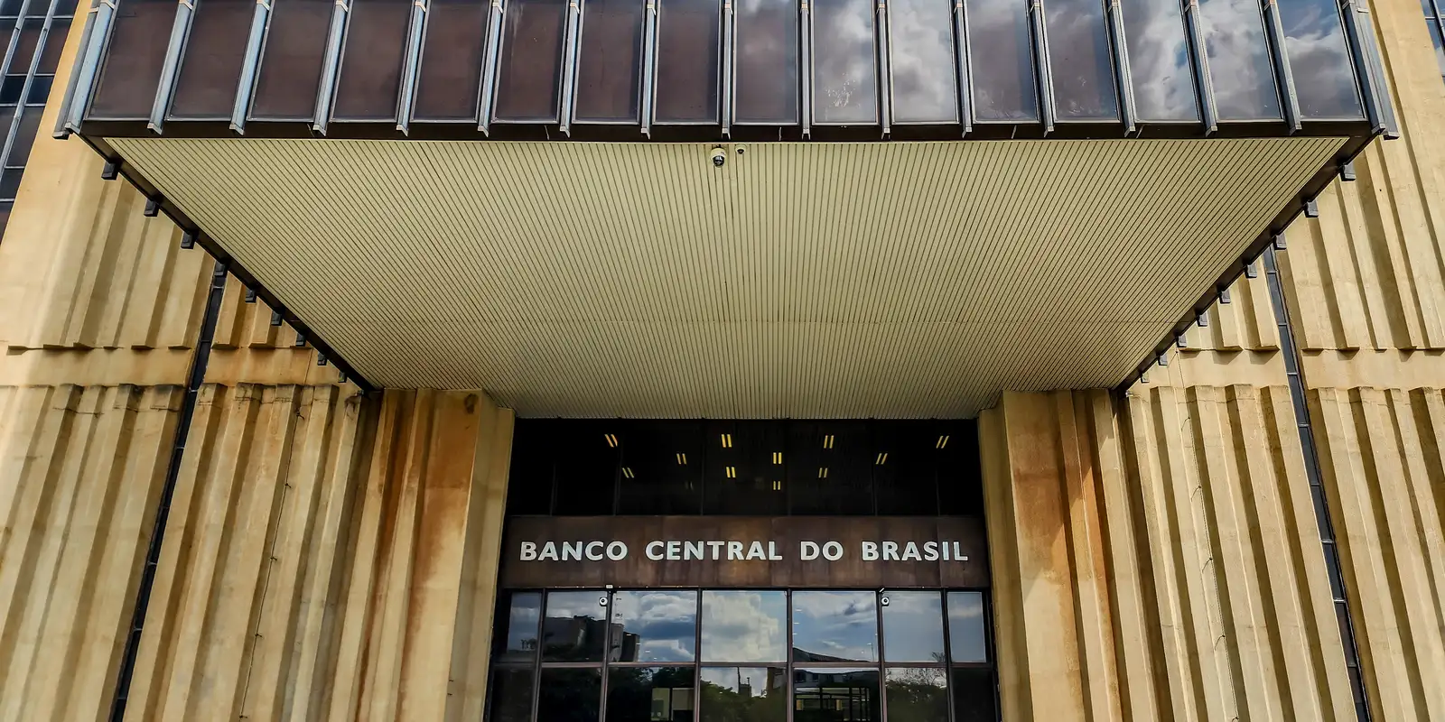 bc-reduz-juros-basicos-para-13,75%-ao-ano