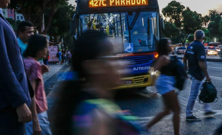 pesquisa-aponta-que-solidao-e-exaustao-ampliam-abstencao-nas-urnas