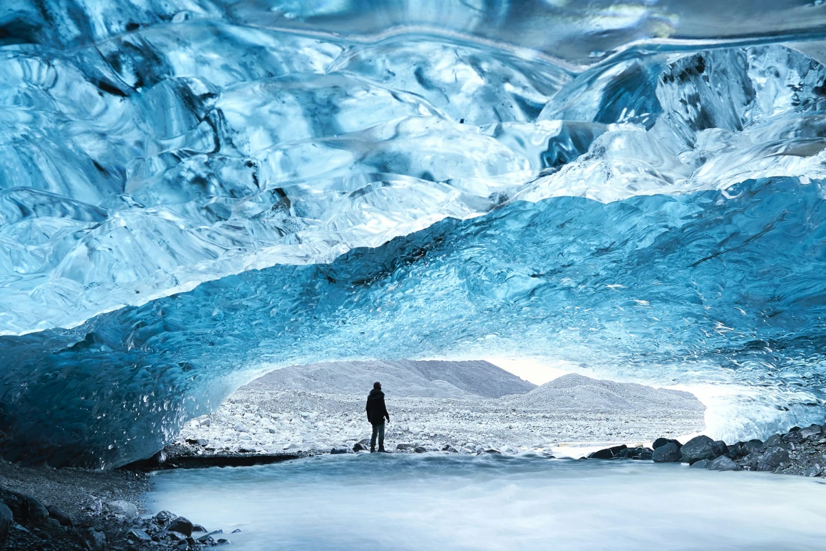 estudo:-crise-climatica-enfraqueceu-geleira-que-provocou-enxurrada-no-nepal-–-climainfo