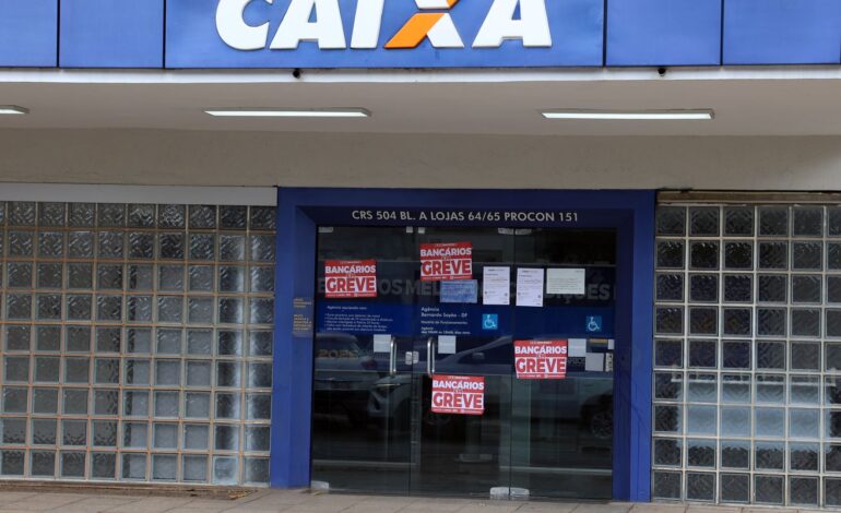 empregados-da-caixa-rejeitam-proposta-da-empresa-e-greve-continua