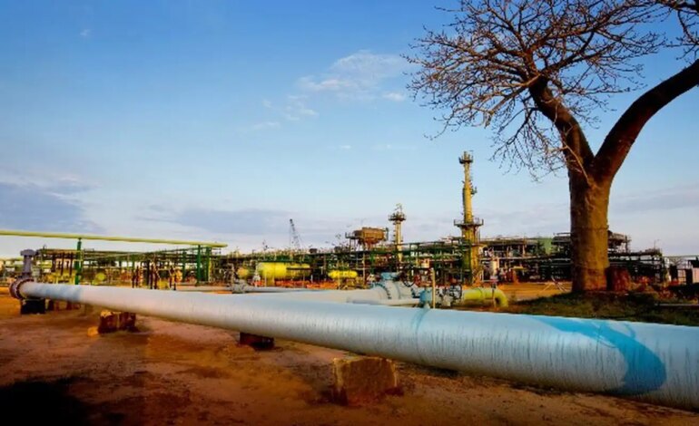 petrobras-fecha-acordo-de-cooperacao-na-area-de-petroleo-em-mocambique
