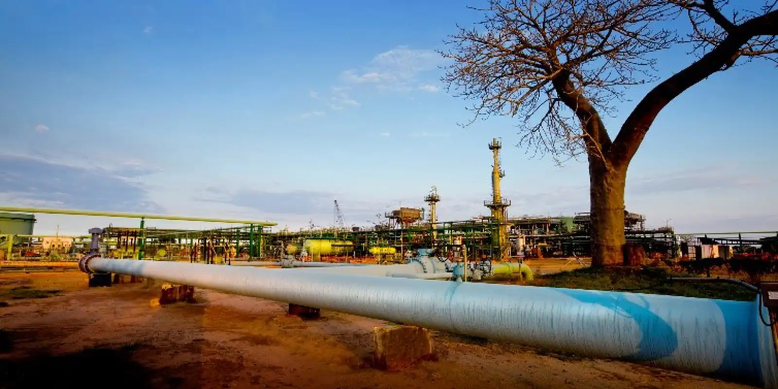 petrobras-fecha-acordo-de-cooperacao-na-area-de-petroleo-em-mocambique