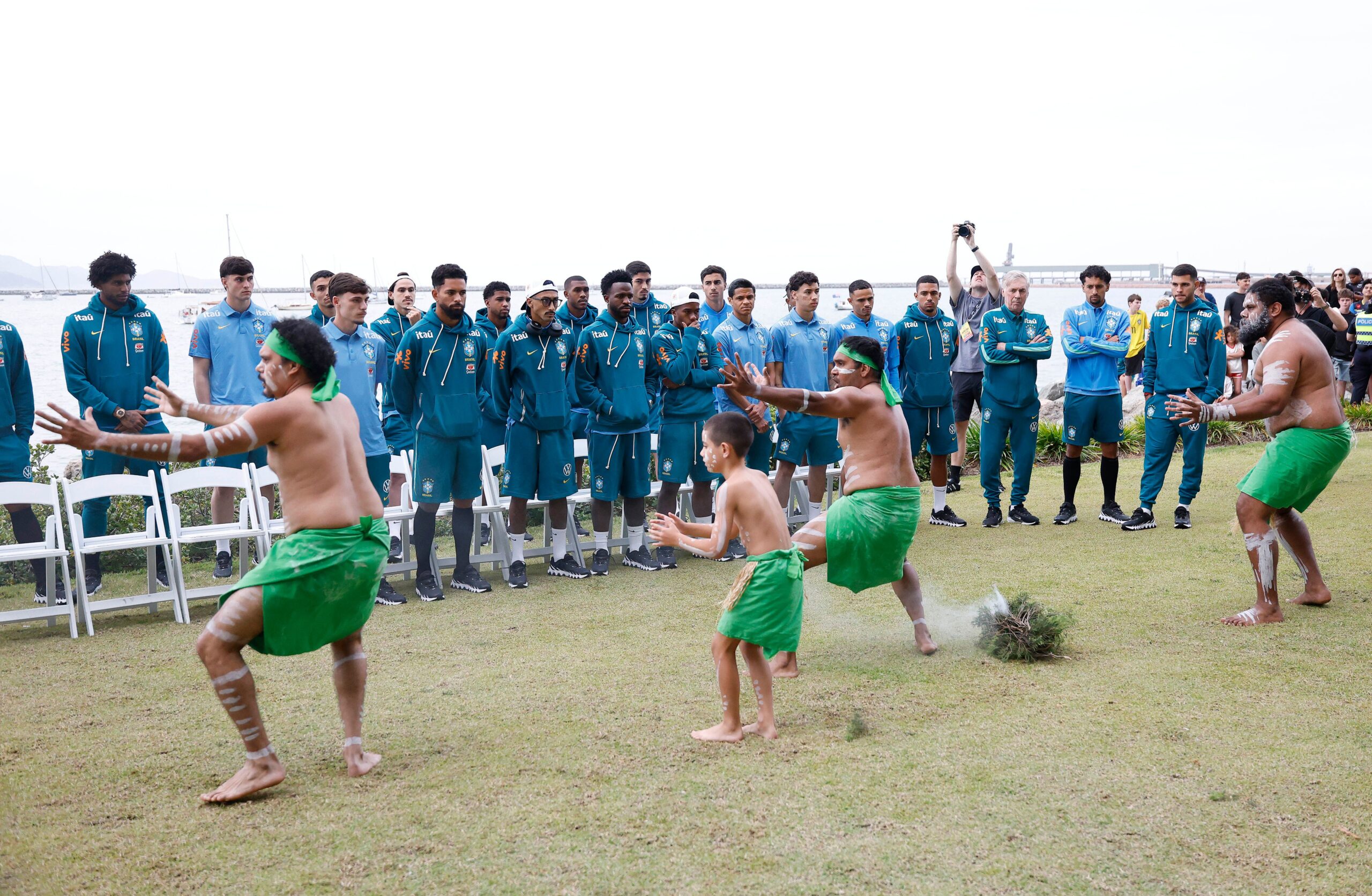 selecao-brasileira:-cerimonia-aborigene-gera-criticas-na-australia-|-g1