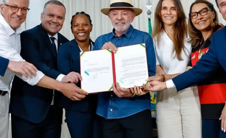 lula-sanciona-lei-de-incentivo-ao-desenvolvimento-do-futebol-feminino