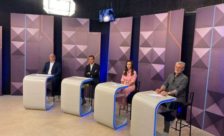 veja-os-destaques-do-debate-pelo-governo-do-to-na-tv-anhanguera-|-g1