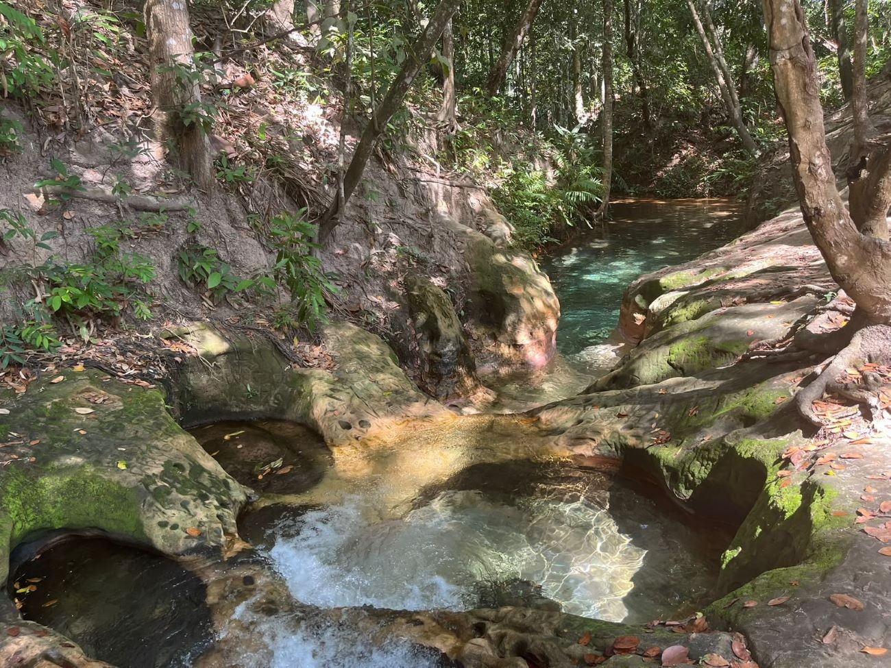 rio-de-aguas-cristalinas-vira-destino-de-banho-pouco-conhecido-no-to-|-g1