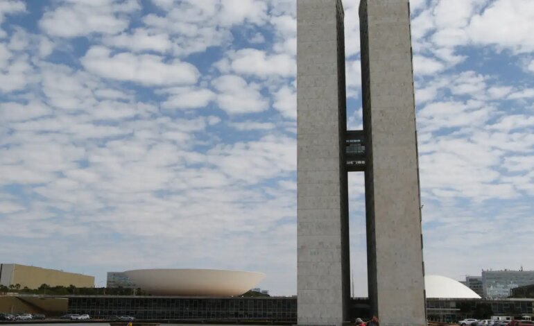 presidente-do-senado-marca-para-terca-votacao-do-fim-da-escala-6×1