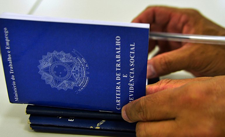 lote-complementar-do-abono-salarial-comeca-a-ser-pago-nesta-quinta