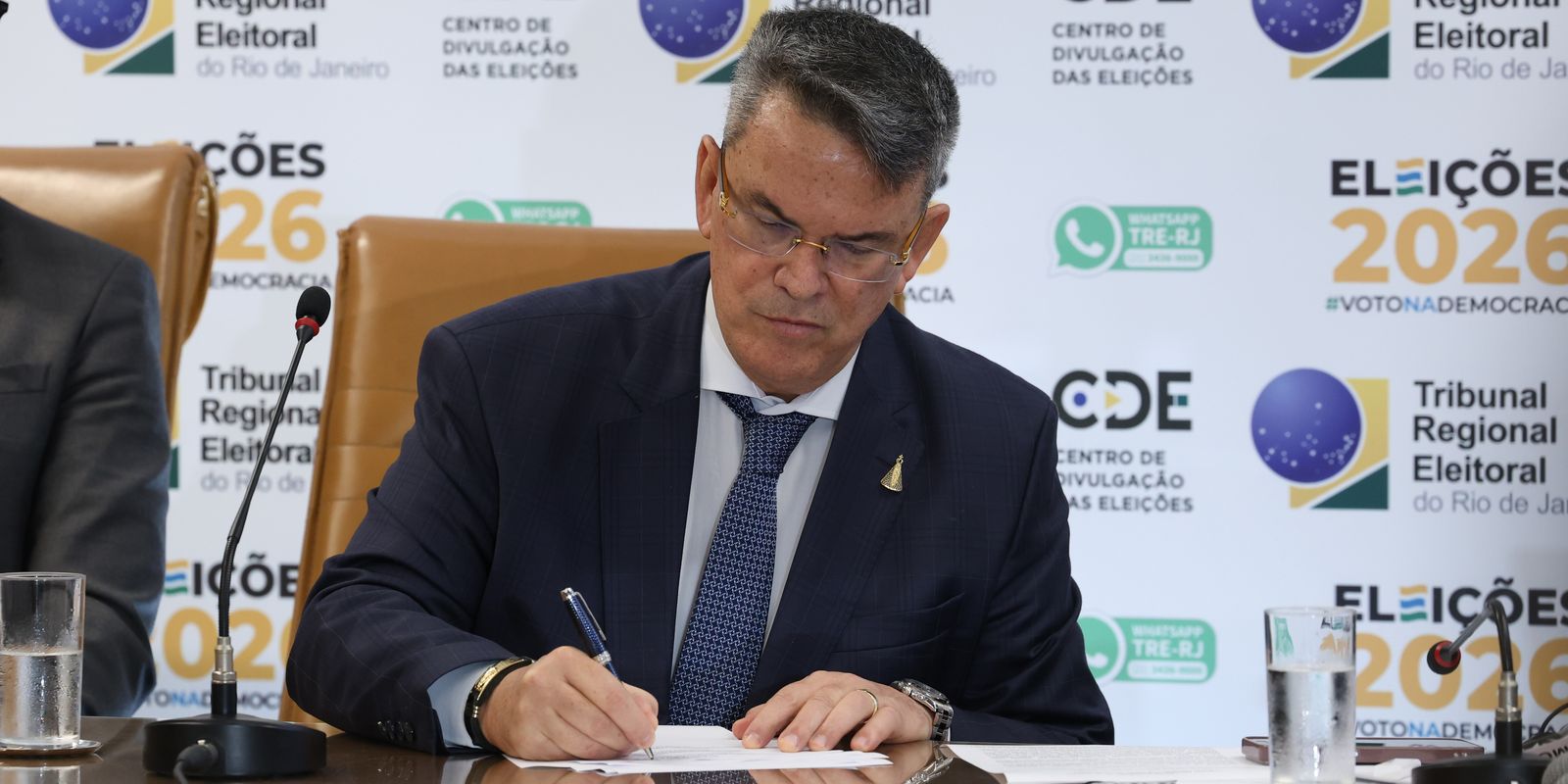 tre-rj-decide-pedir-apoio-de-tropas-federais-para-o-segundo-turno