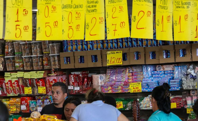 governo-preve-credito-a-empresas-afetadas-por-fim-da-6×1,-diz-durigan